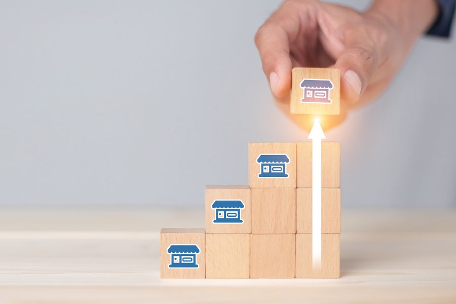How Restoration Franchises Thrive in Economic Downturns